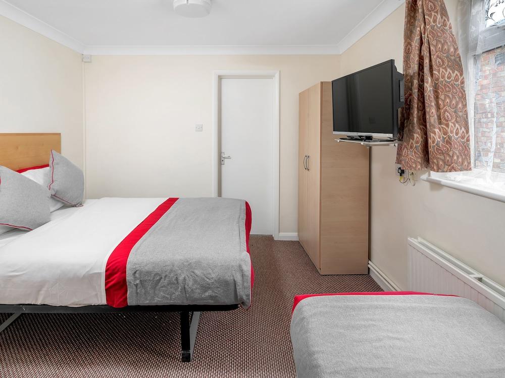 Elstree Inn Borehamwood Bagian luar foto