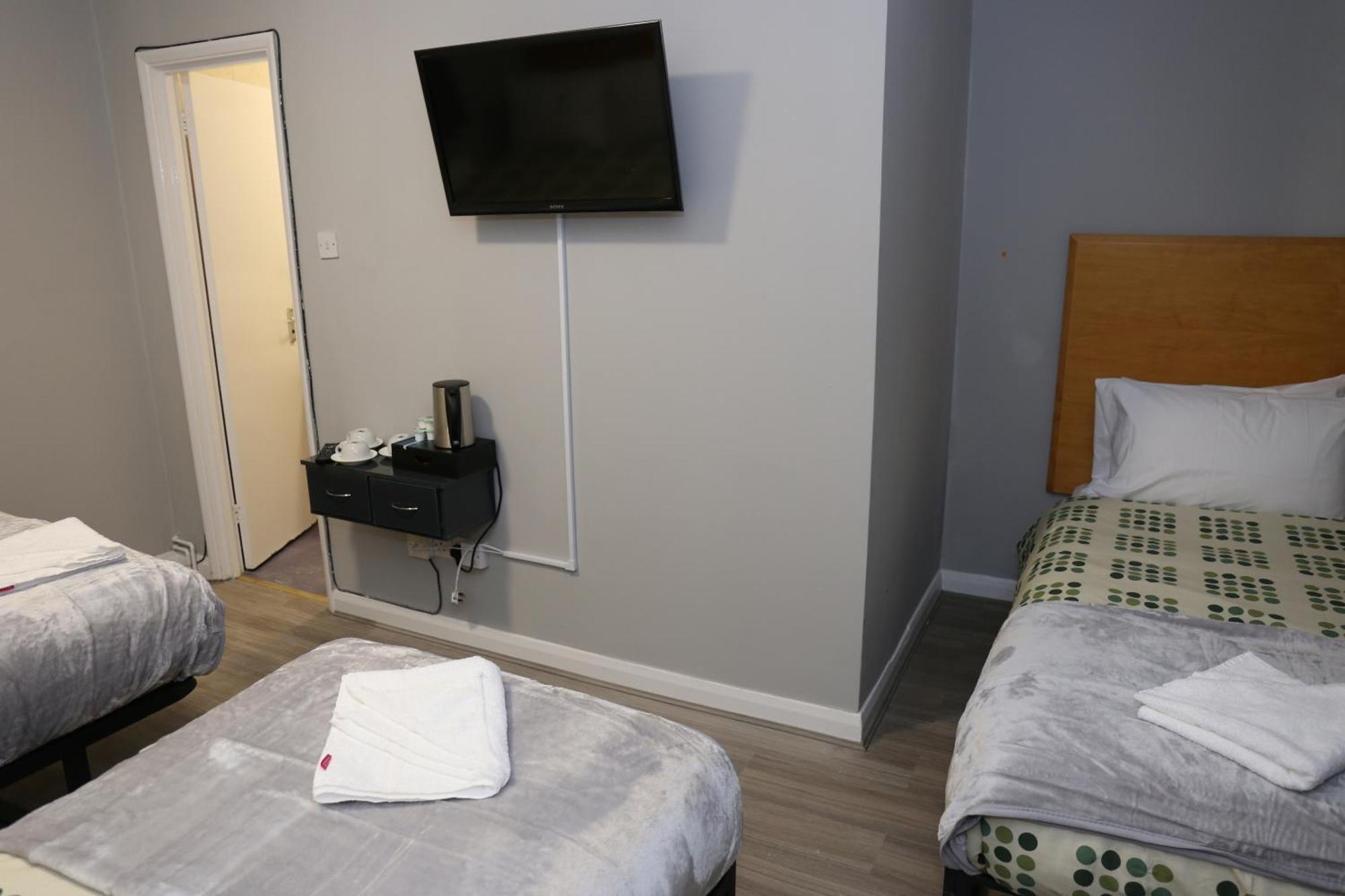 Elstree Inn Borehamwood Bagian luar foto