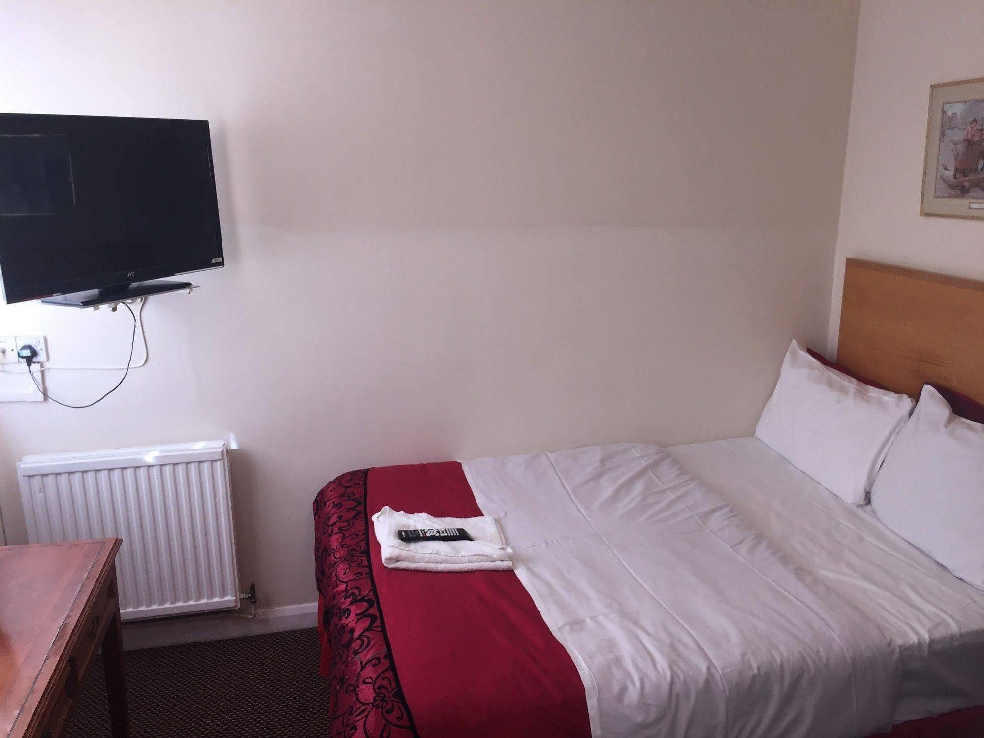 Elstree Inn Borehamwood Bagian luar foto