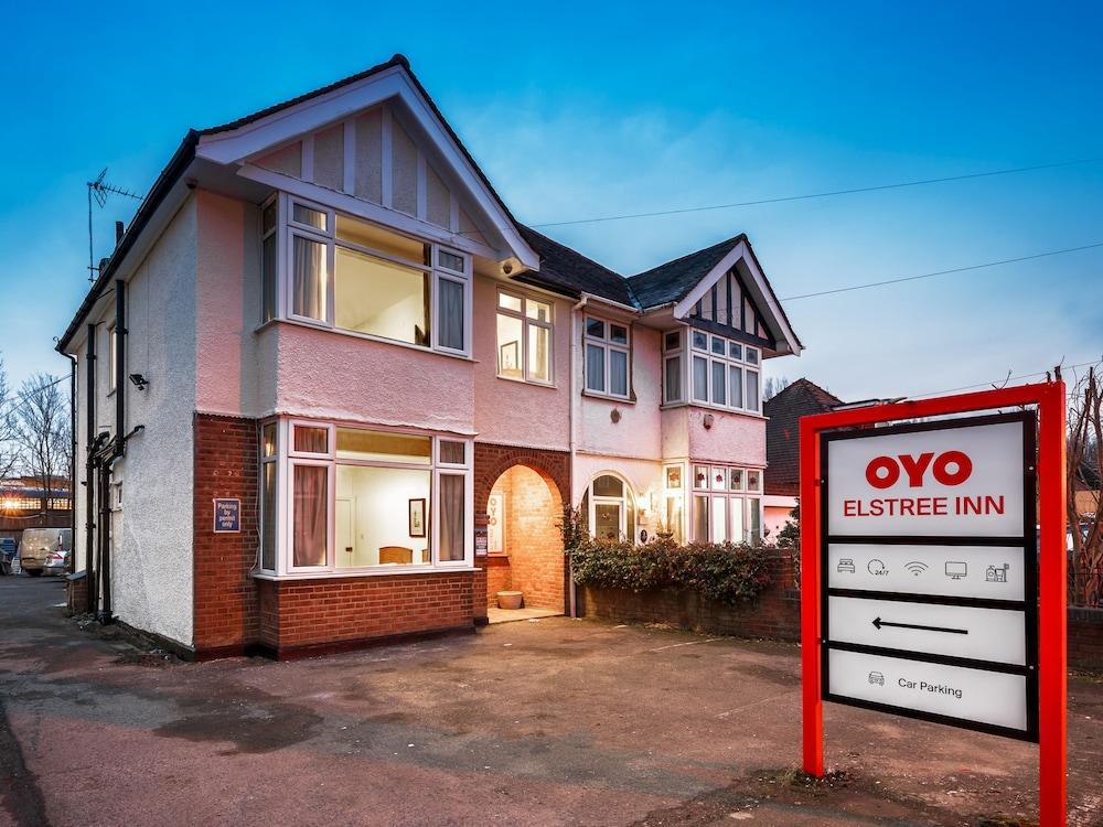 Elstree Inn Borehamwood Bagian luar foto