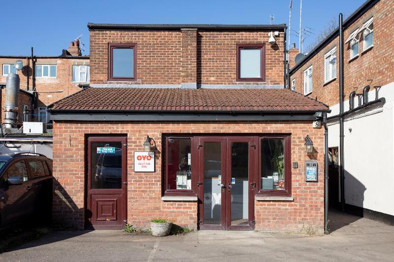 Elstree Inn Borehamwood Bagian luar foto